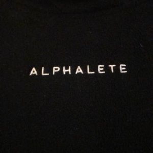 Alphalete cropped hoodie - black - size M